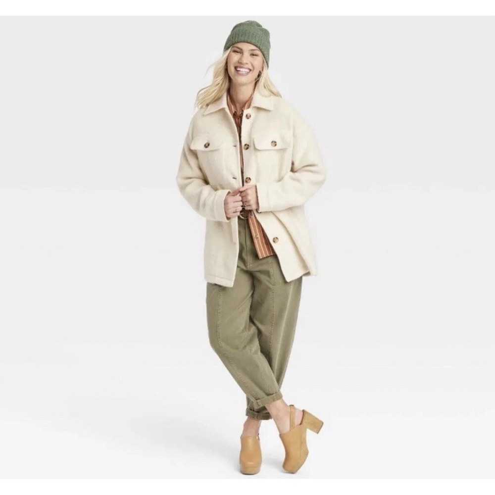 Universal Thread Women's Brushed Wool Blend Oversized Shacket (White‎ Sand) M